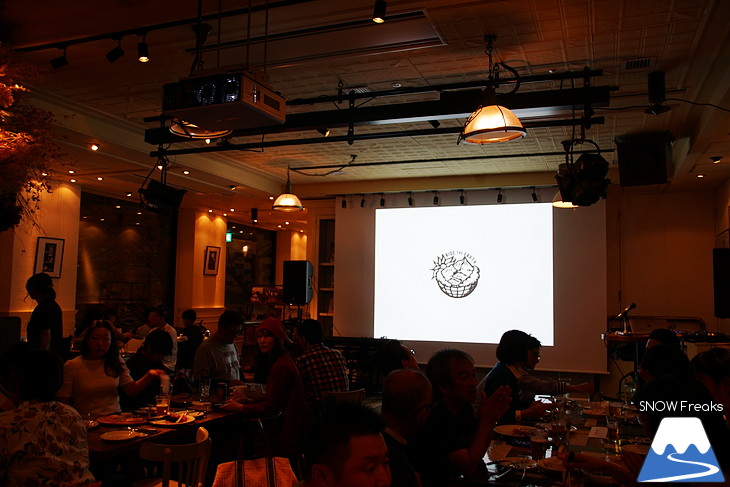 児玉毅・佐藤圭の地球を滑る旅。RIDE THE EARTH PHOTOBOOK No.5 ”RUSSIA”出版記念イベント「RIDE THE RUSSIA」札幌会場。